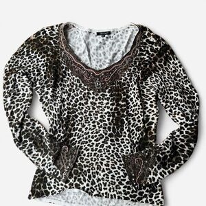 Vintage beaded leopard print top!